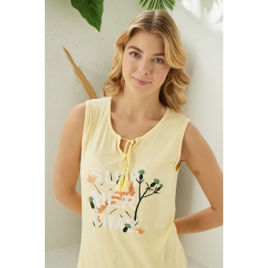 SARI RENKLİ VE DESENLİ KALIN ASKILI ÖNDEN BAĞLAMA DETAYLI ŞORTLU YAZLIK KADIN PİJAMA TAKIMI