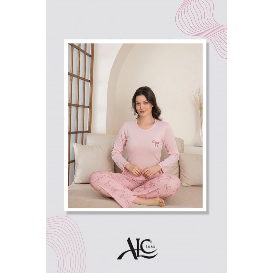 Fiyonk Desenli Uzun Kollu - Yavruağzı Renkli Pamuklu Kadın Pijama