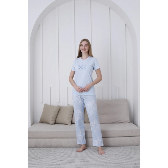 Yumuşacık Dokunuş: %100 Pamuk Kadın Pijama – Desenli, Bebek Mavisi, Yazlık Model