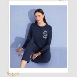 Uzun Kollu Siyah Renkli Düğme Detaylı Kadın Pijama Takımı