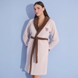 Yumuşacık Bej Wellsoft Peluş Sabahlık – Çizgili & Bağlama Detaylı Kadın Modeli